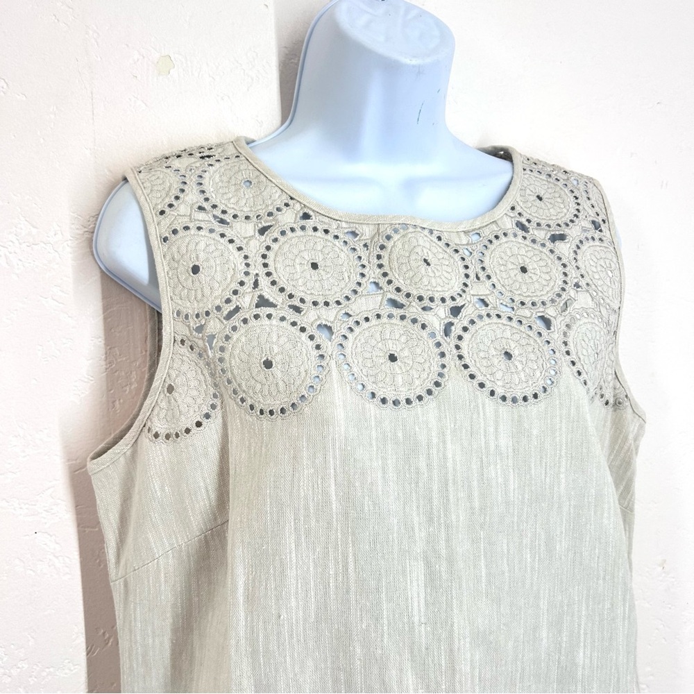 Dana Buchman Linen Blend Sleeveless Cream Eyelet Yoke Shift Dress Size 12 NWOT - Picture 2 of 11